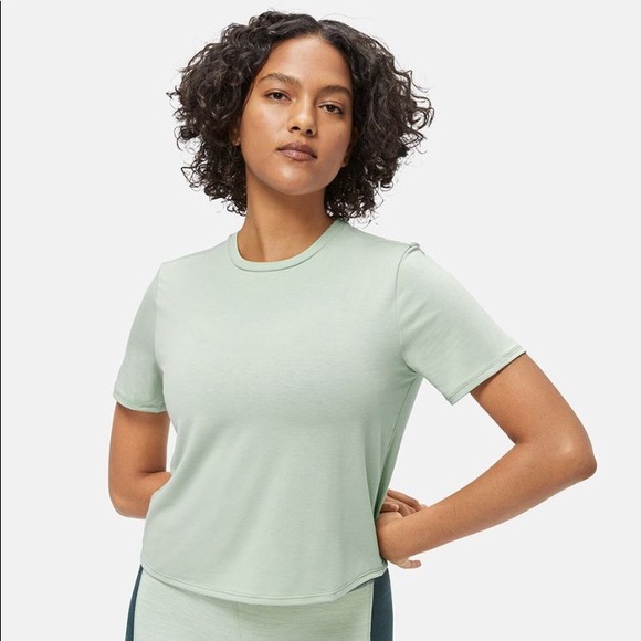 outdoor voices all day short sleeve